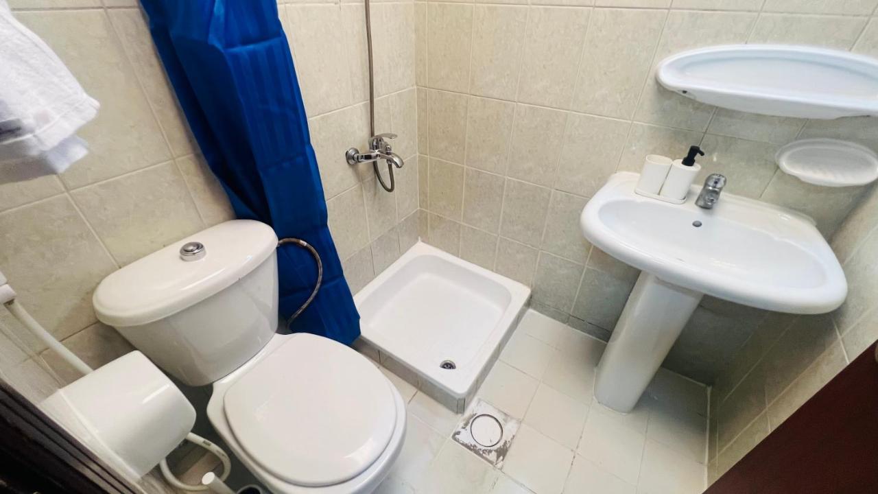 Newly Furnished Cozy One Bed Room Apartment 2 Bathroom City View Dubái Exterior foto